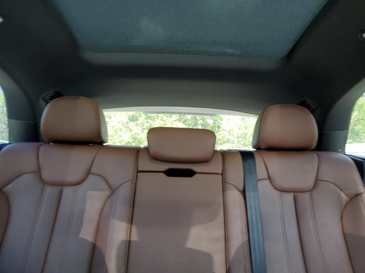 WA1BNAFY0K2117575 2019 Audi Q5 Premium Plus