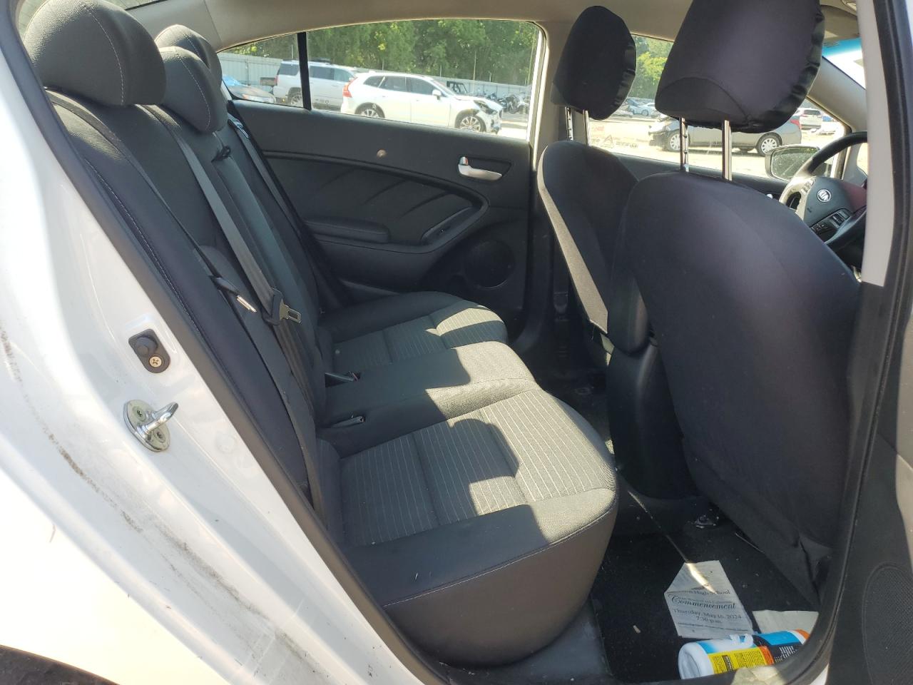 3KPFL4A79JE240953 2018 Kia Forte Lx