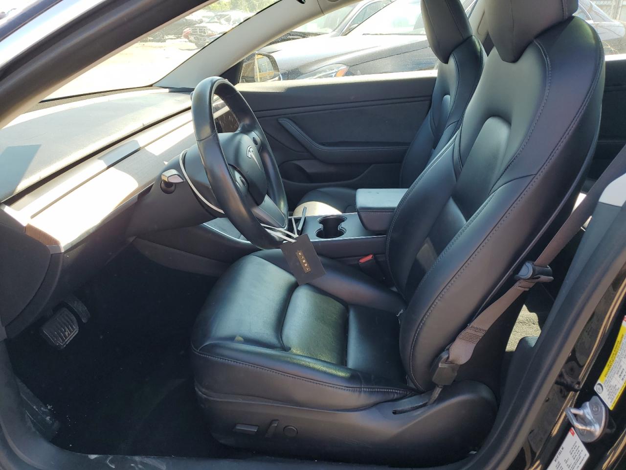 Lot #2846866684 2018 TESLA MODEL 3