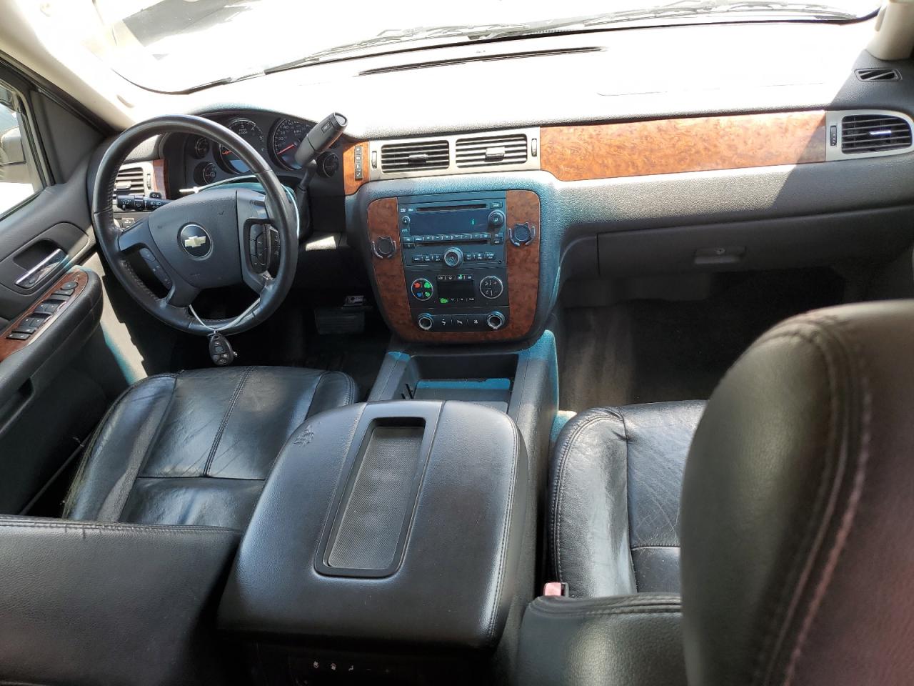 3GNFK16388G296752 2008 Chevrolet Suburban K1500 Ls