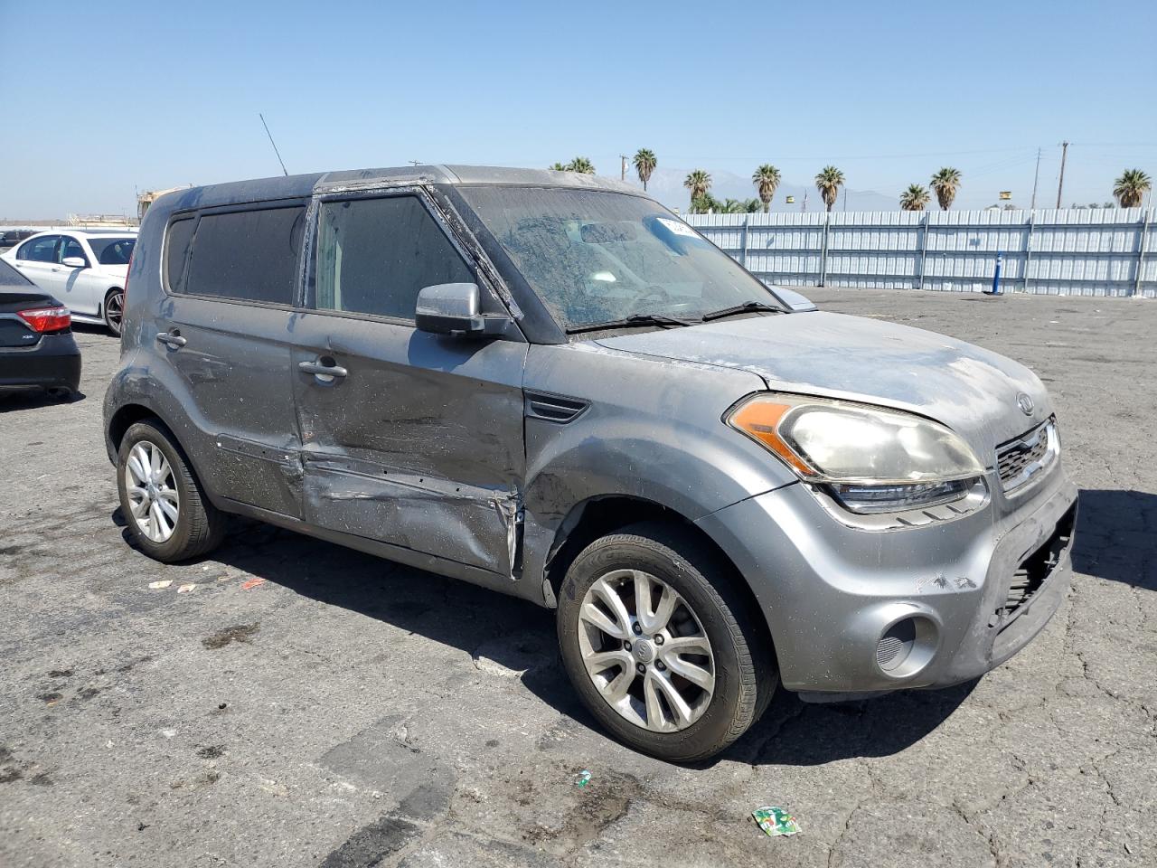 2012 Kia Soul + vin: KNDJT2A60C7437163