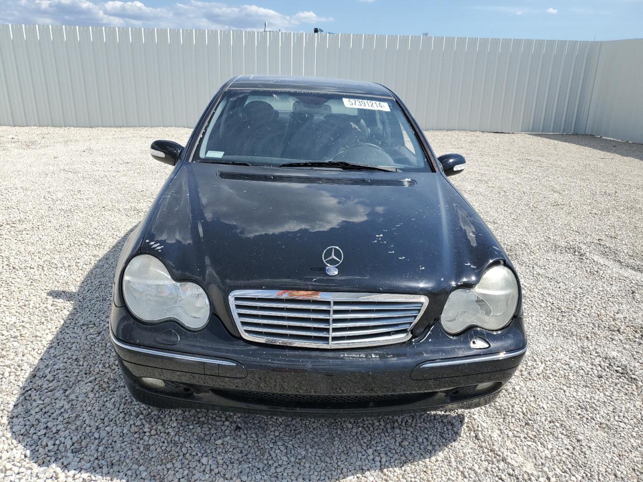 WDBRF61JX2F258086 2002 Mercedes-Benz C 240