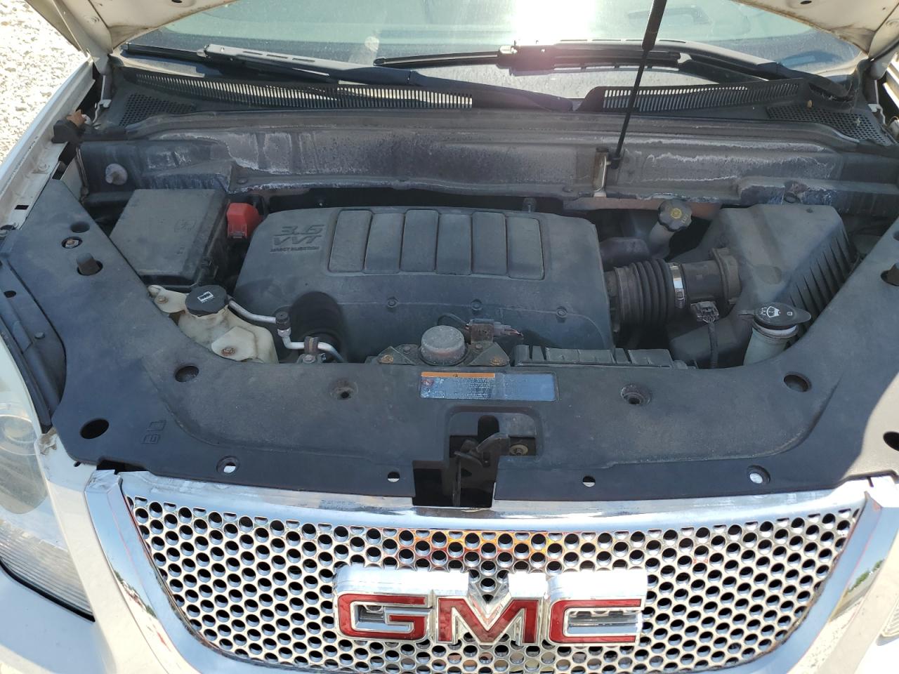 1GKKVTED5BJ341984 2011 GMC Acadia Denali