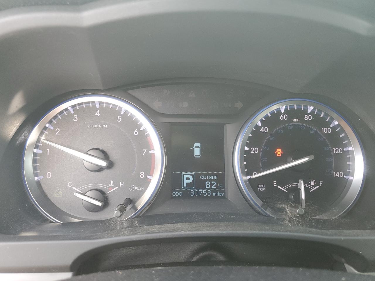 5TDBKRFH5FS178092 2015 Toyota Highlander Le