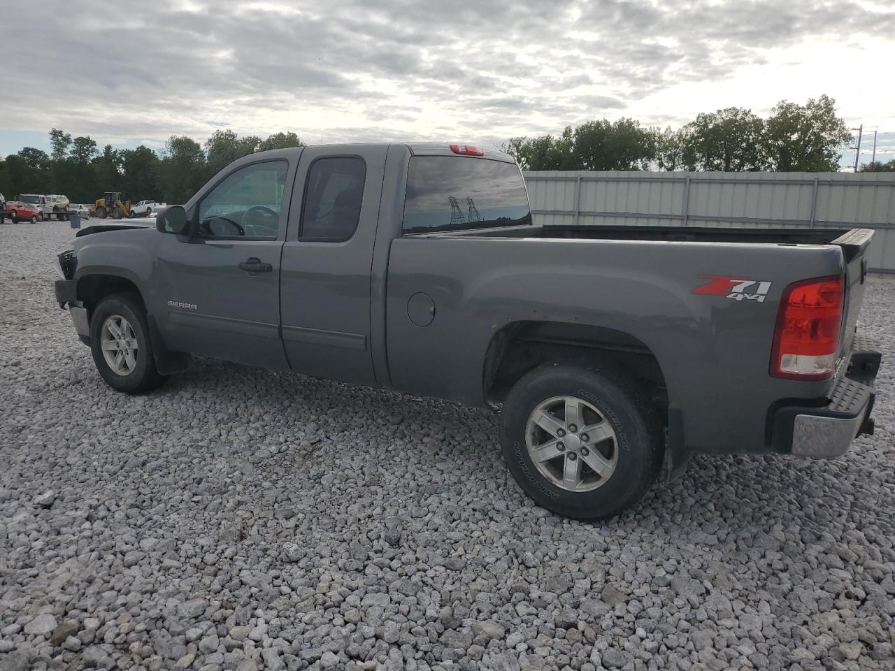 1GTR2VE35BZ396524 2011 GMC Sierra K1500 Sle