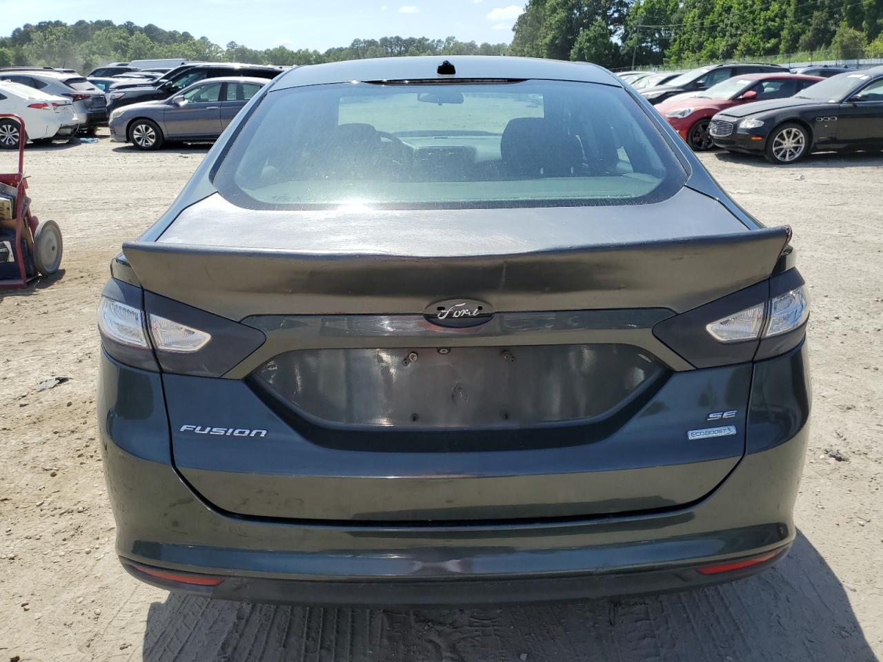 3FA6P0HD9FR230163 2015 Ford Fusion Se