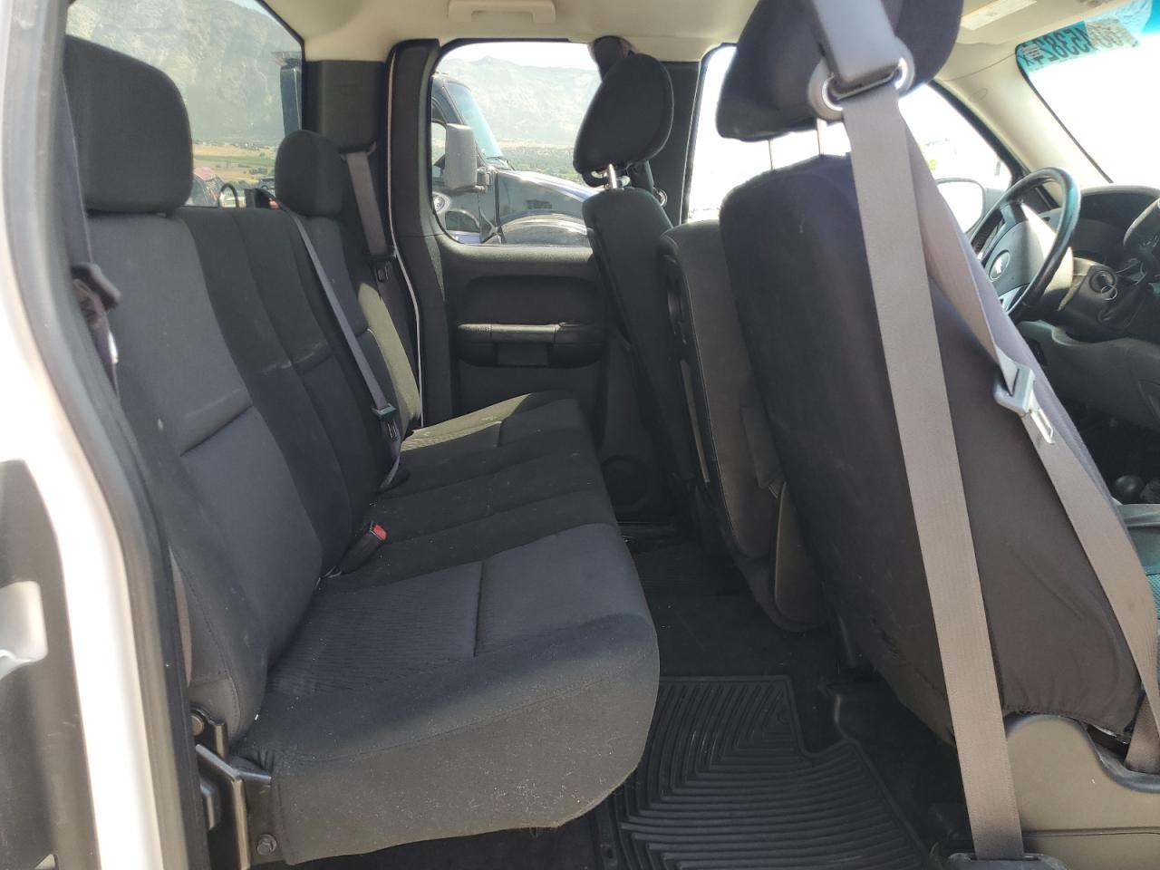 1GCRKREA9CZ289807 2012 Chevrolet Silverado K1500 Ls