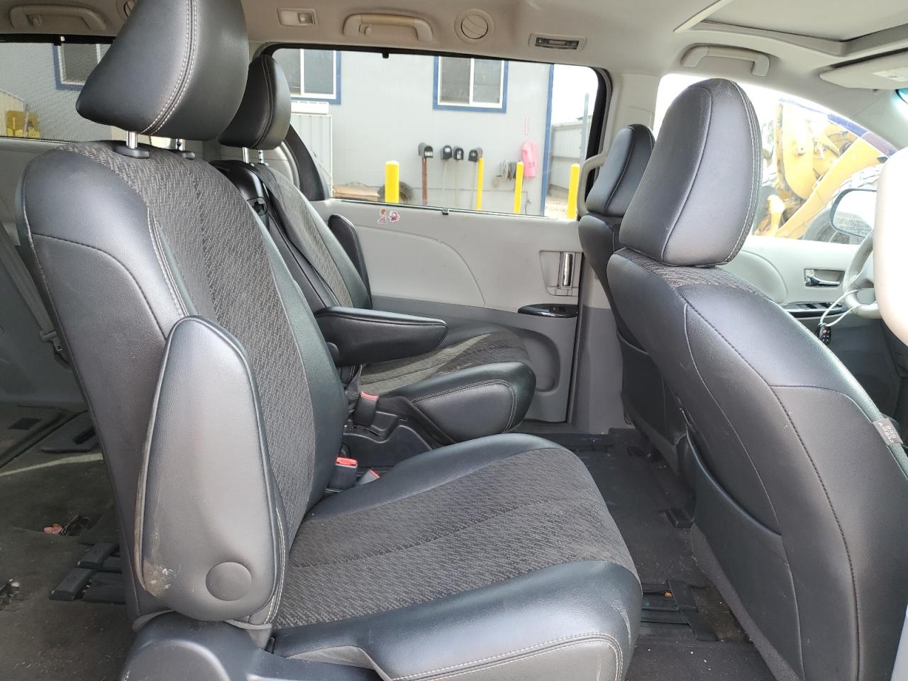 5TDXK3DCXDS288370 2013 Toyota Sienna Sport