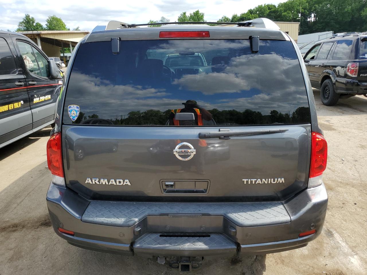 5N1AA0NC7AN610501 2010 Nissan Armada Se