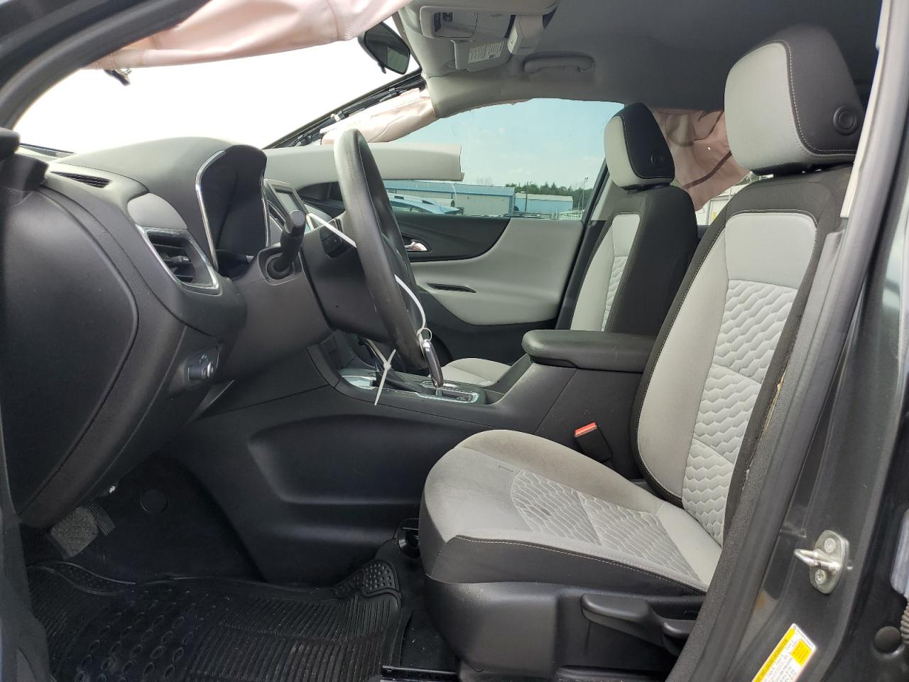 2GNAXHEV6J6266478 2018 Chevrolet Equinox Ls