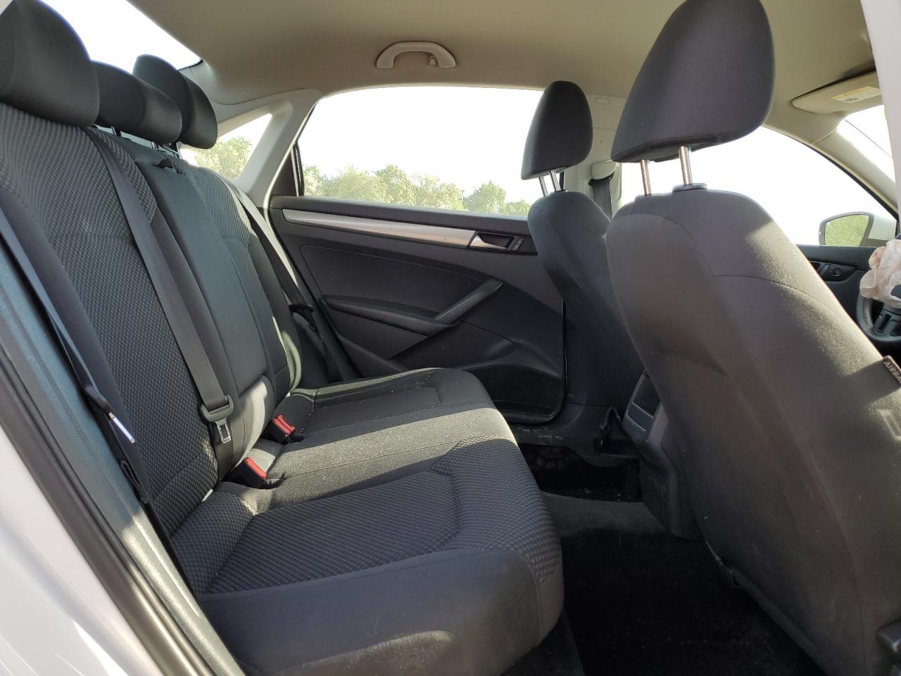 1VWAP7A31DC131537 2013 Volkswagen Passat S