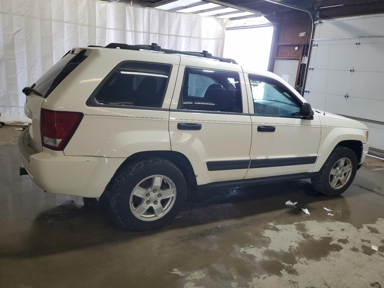 1J4GR48K56C241457 2006 Jeep Grand Cherokee Laredo