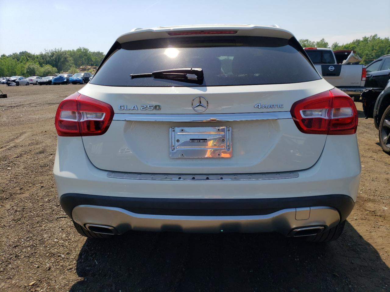 WDCTG4GBXJJ389646 2018 Mercedes-Benz Gla 250 4Matic