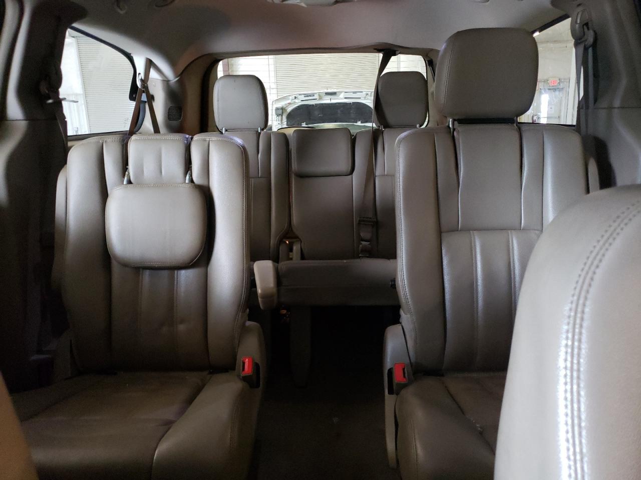 2C4RC1BG5DR630865 2013 Chrysler Town & Country Touring