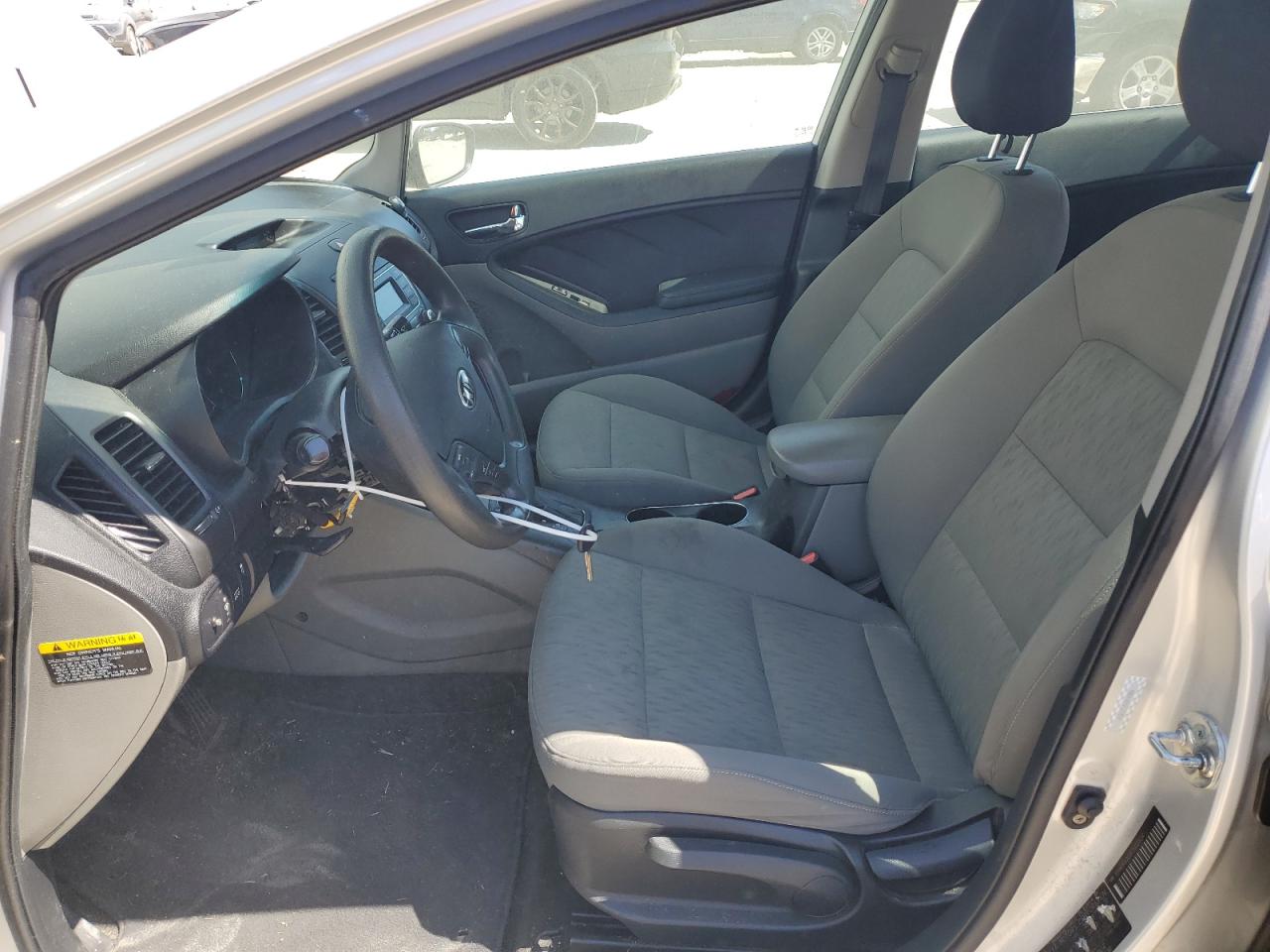 KNAFK4A65F5312824 2015 Kia Forte Lx