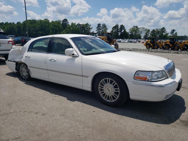 2009 Lincoln Town Car Signature Limited VIN: 2LNHM82V59X625924 Lot: 54890644