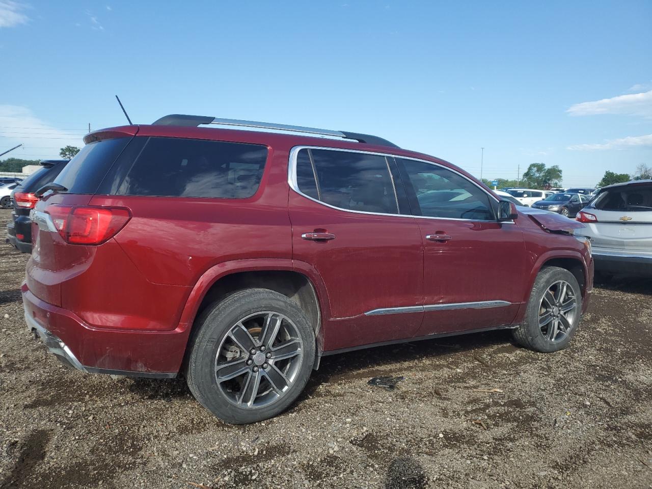 2018 GMC Acadia Denali vin: 1GKKNPLS4JZ172713