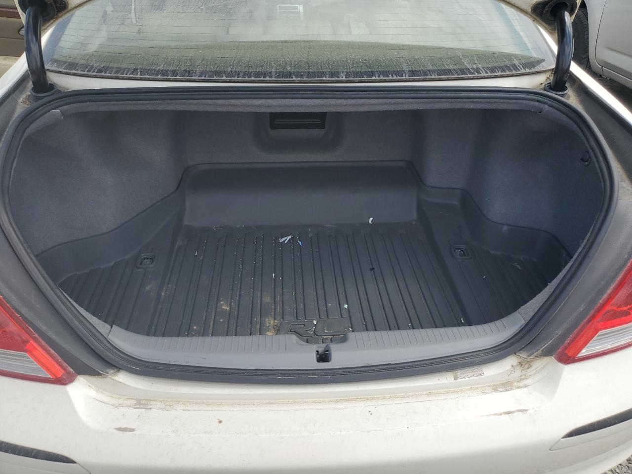 JH4KB16608C004367 2008 Acura Rl