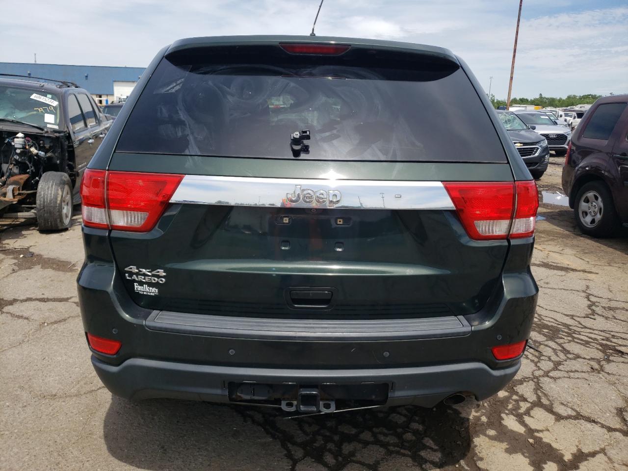 1J4RR4GGXBC590677 2011 Jeep Grand Cherokee Laredo