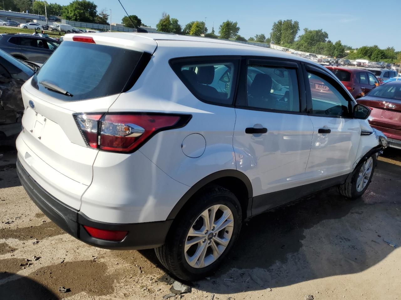 2018 Ford Escape S vin: 1FMCU0F76JUC27057