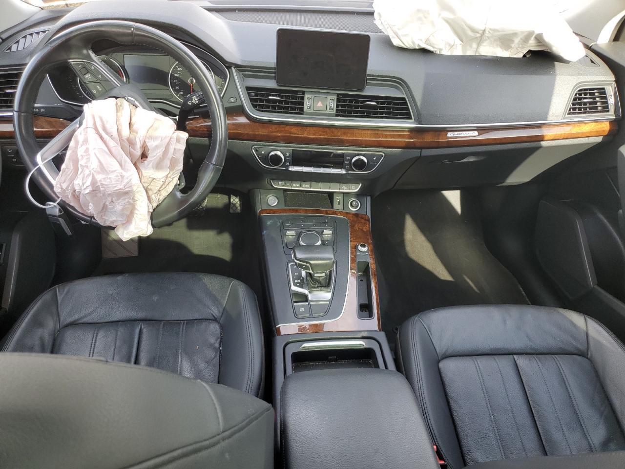 WA1ANAFY8J2084397 2018 Audi Q5 Premium