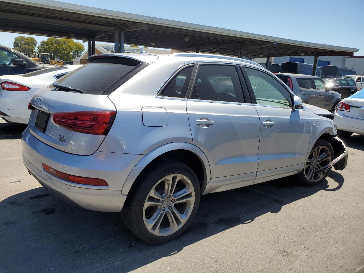 2018 Audi Q3 Premium Plus vin: WA1JCCFS4JR016781