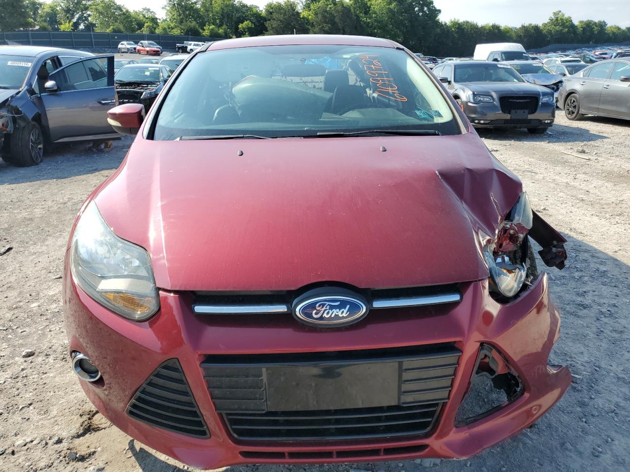 1FADP3J24EL279429 2014 Ford Focus Titanium