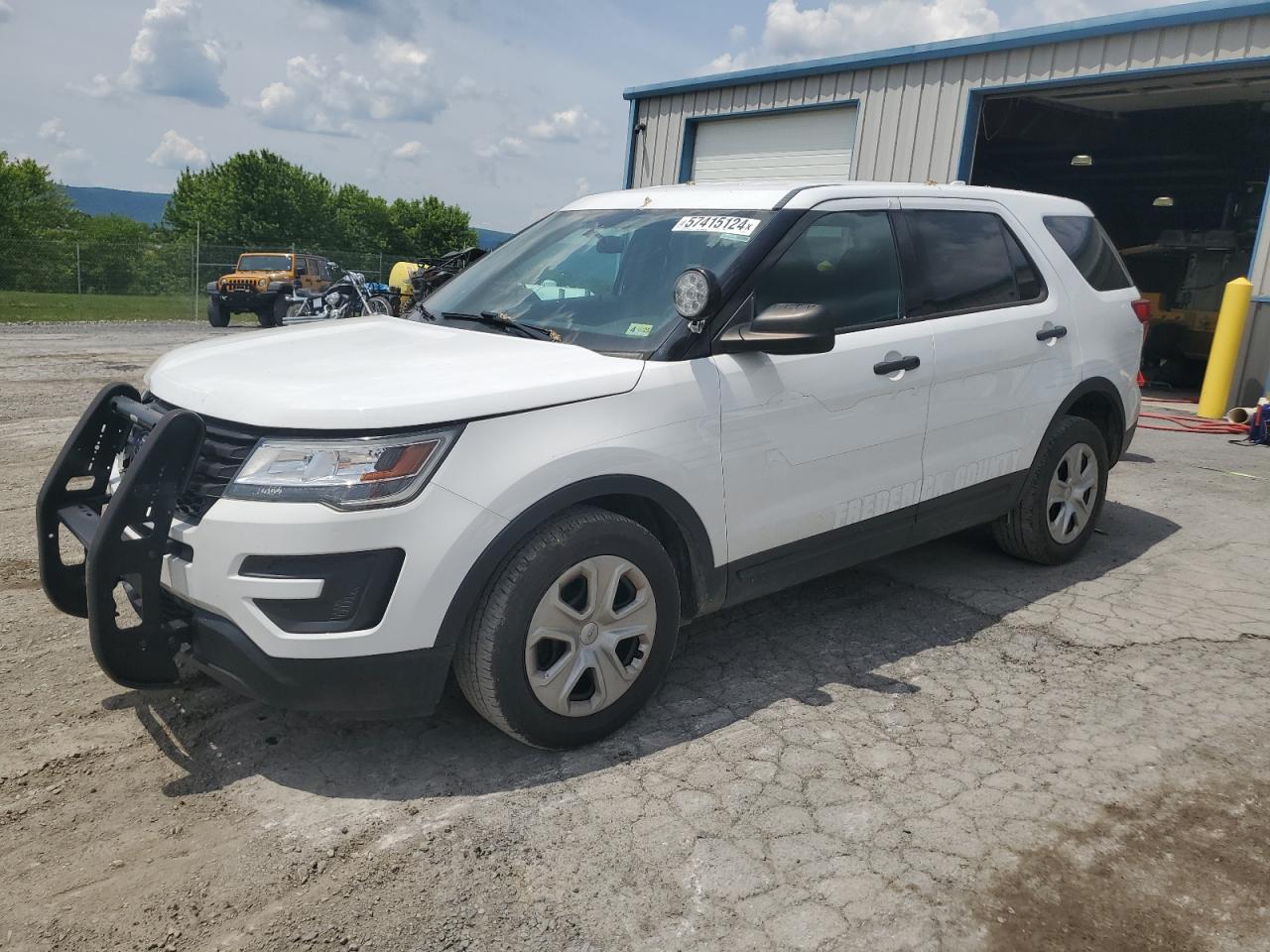 1FM5K8AR1HGE00840 2017 Ford Explorer Police Interceptor