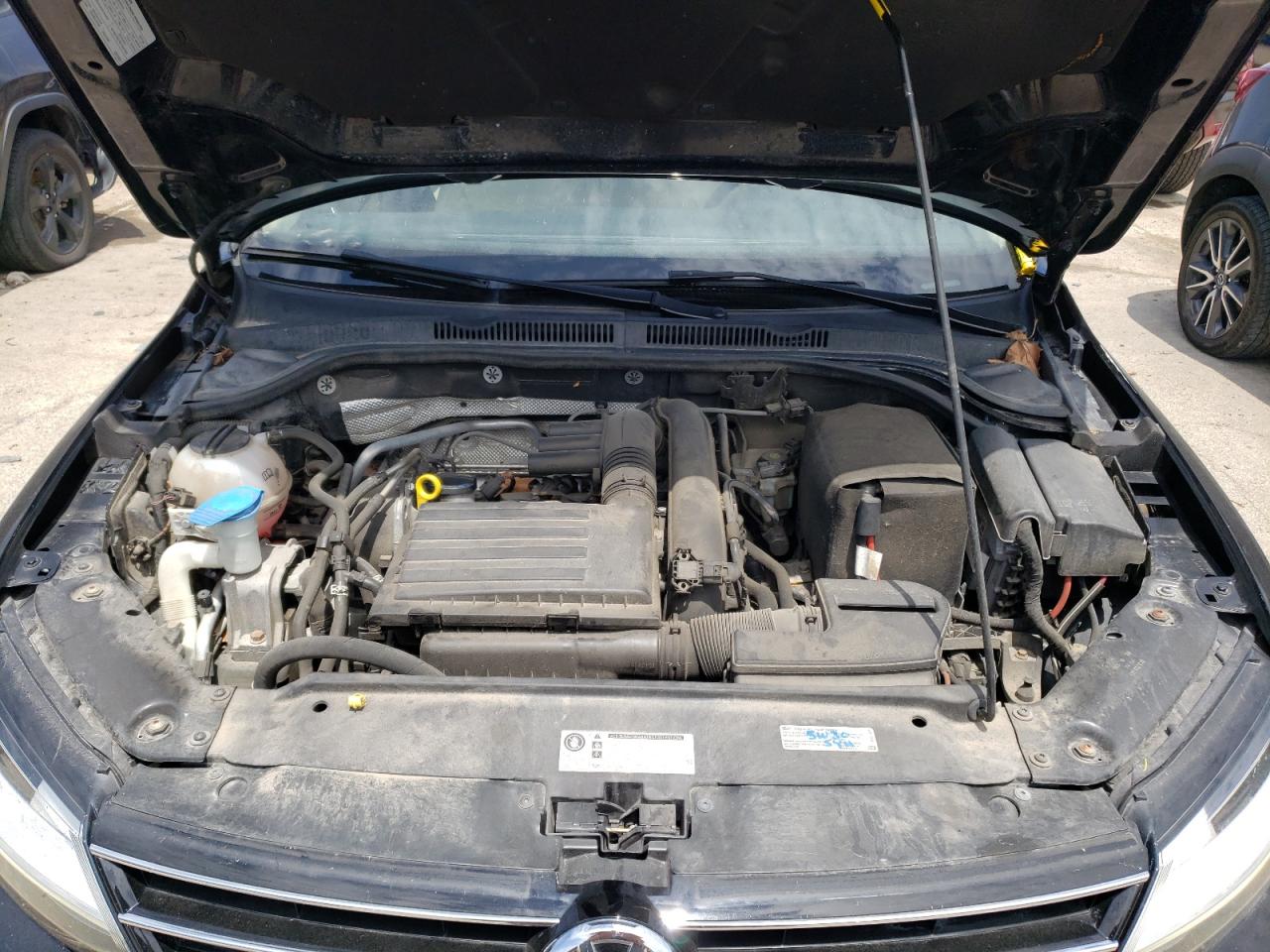 3VWDB7AJ6HM218753 2017 Volkswagen Jetta Se