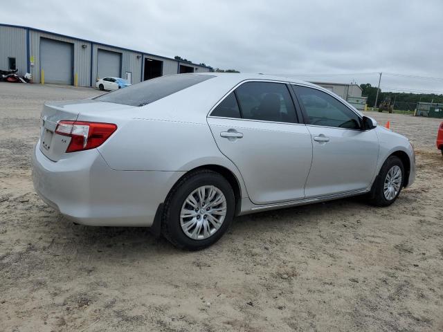 VIN 4T1BF1FK8EU335962 2014 Toyota Camry, L no.3