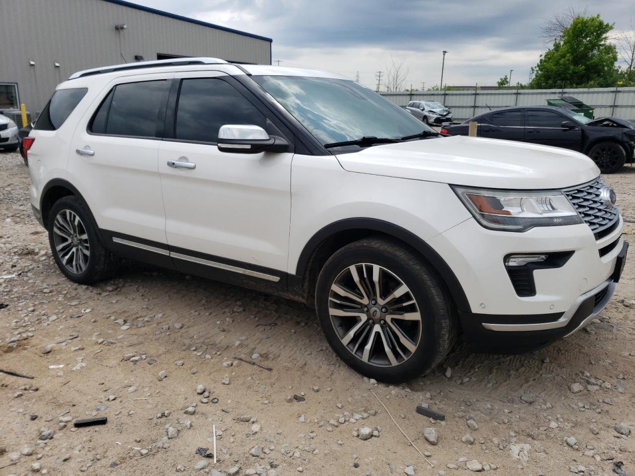 1FM5K8HT3JGA55835 2018 Ford Explorer Platinum