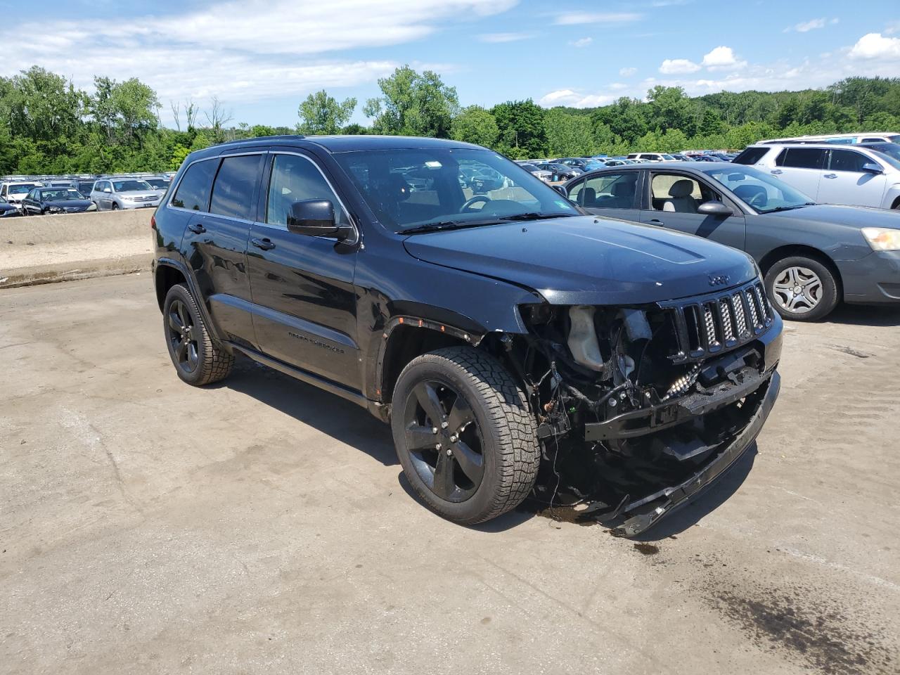 1C4RJFAG5FC607490 2015 Jeep Grand Cherokee Laredo