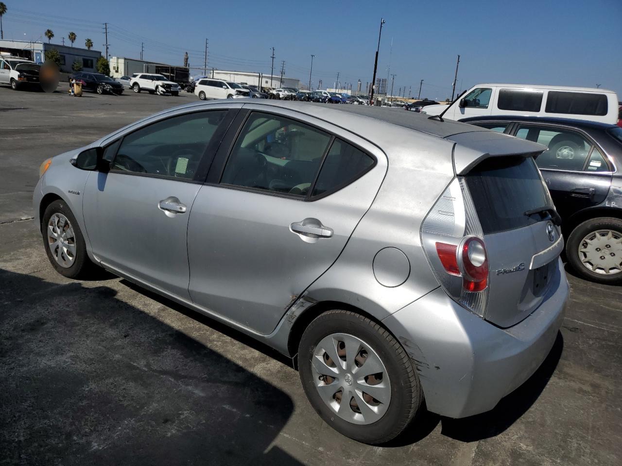 2013 Toyota Prius C vin: JTDKDTB38D1528018