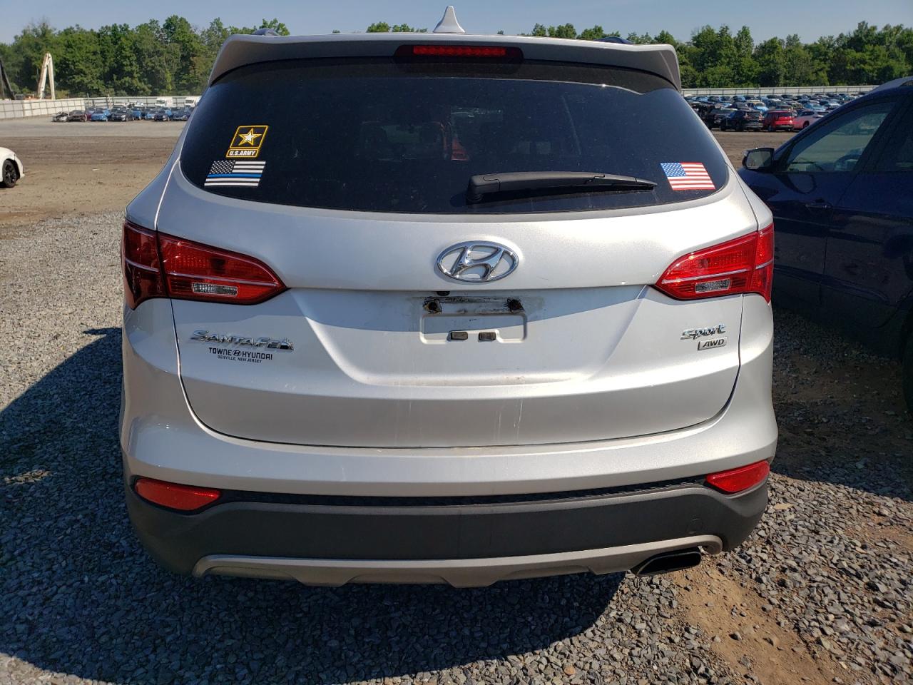 Lot #2631224146 2016 HYUNDAI SANTA FE S