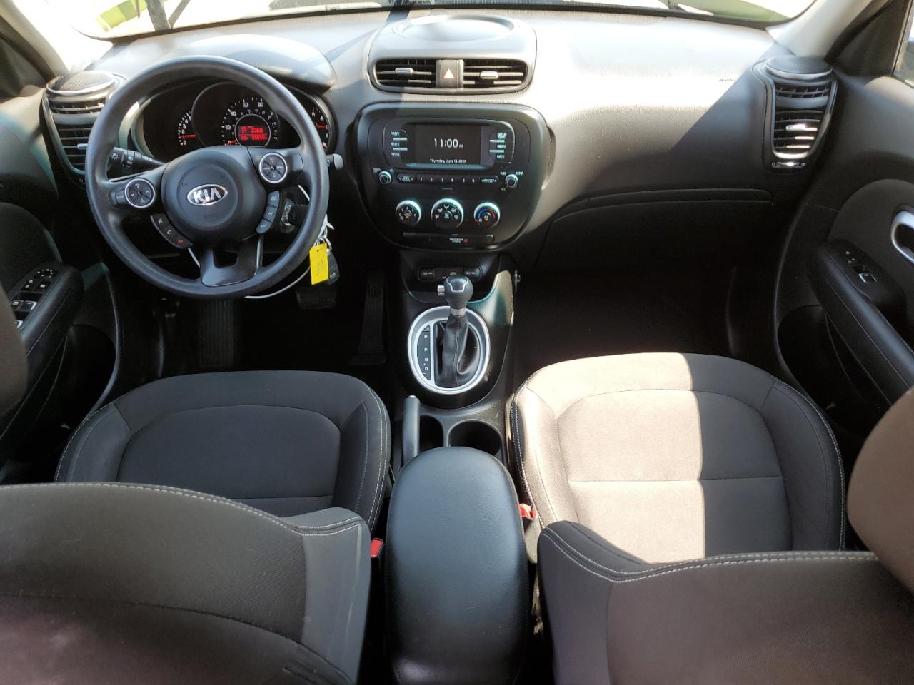 KNDJN2A26J7902226 2018 Kia Soul