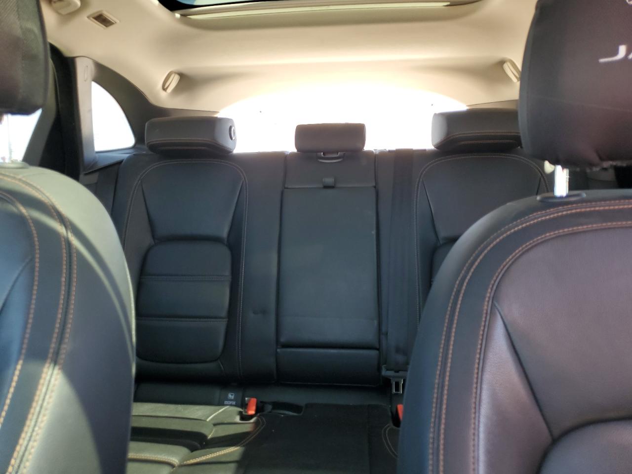 SADCK2FN5JA250825 2018 Jaguar F-Pace Prestige