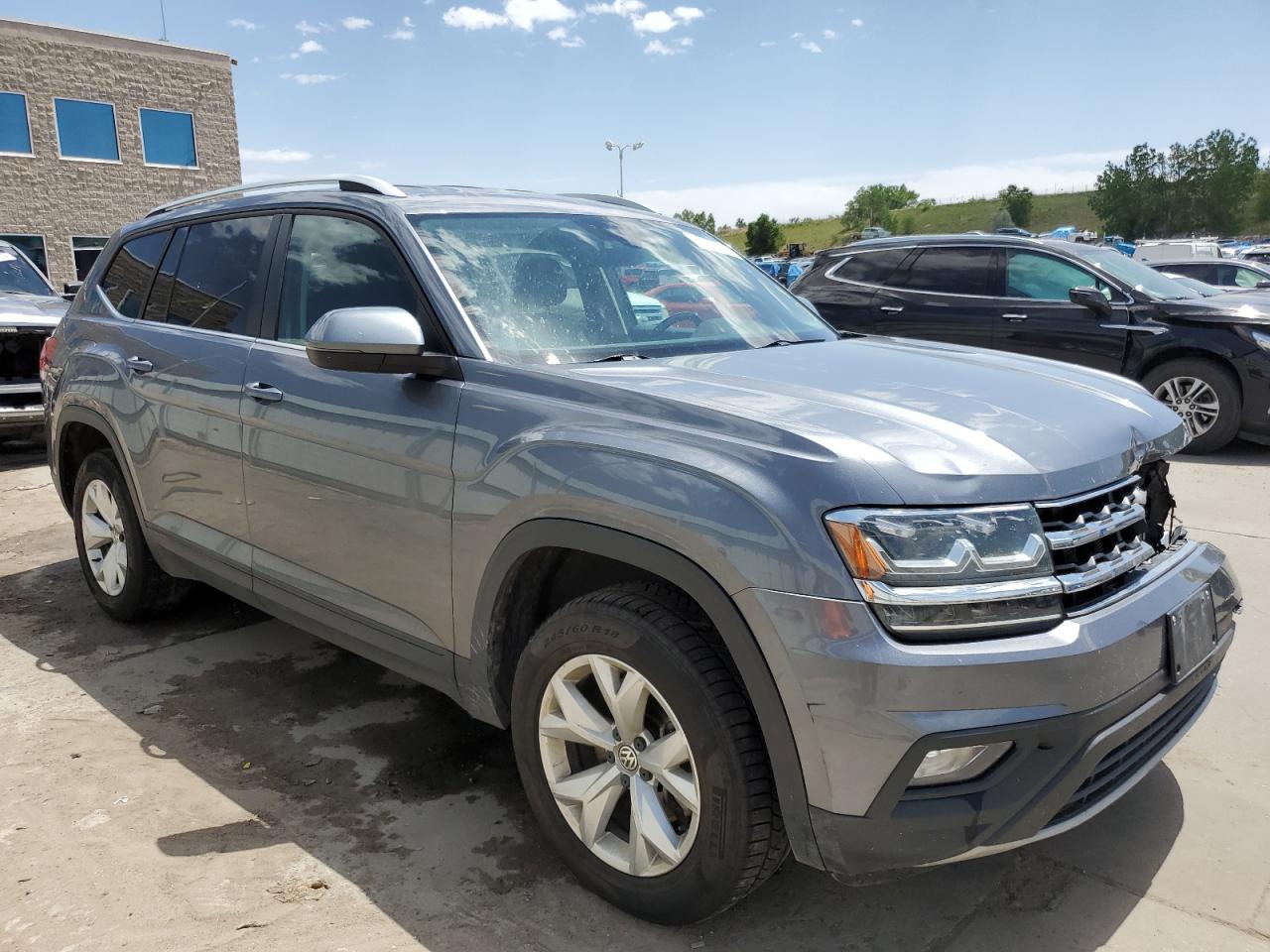 2019 Volkswagen Atlas Se vin: 1V2UR2CA0KC566344