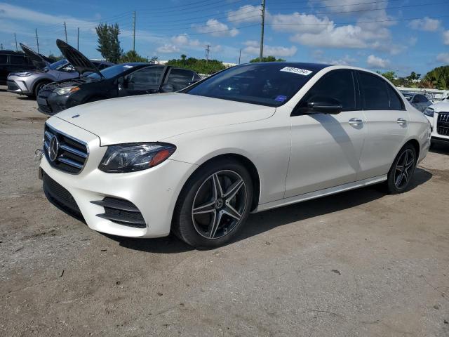 VIN WDDZF4JB0KA519792 2019 Mercedes-Benz E-Class, 300 no.1