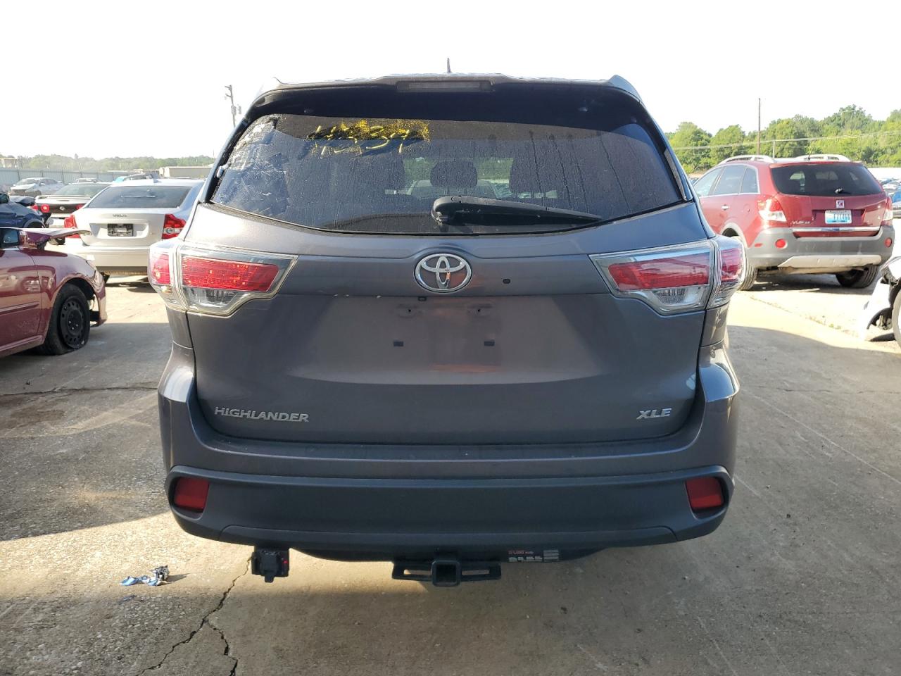 5TDKKRFH3GS502965 2016 Toyota Highlander Xle