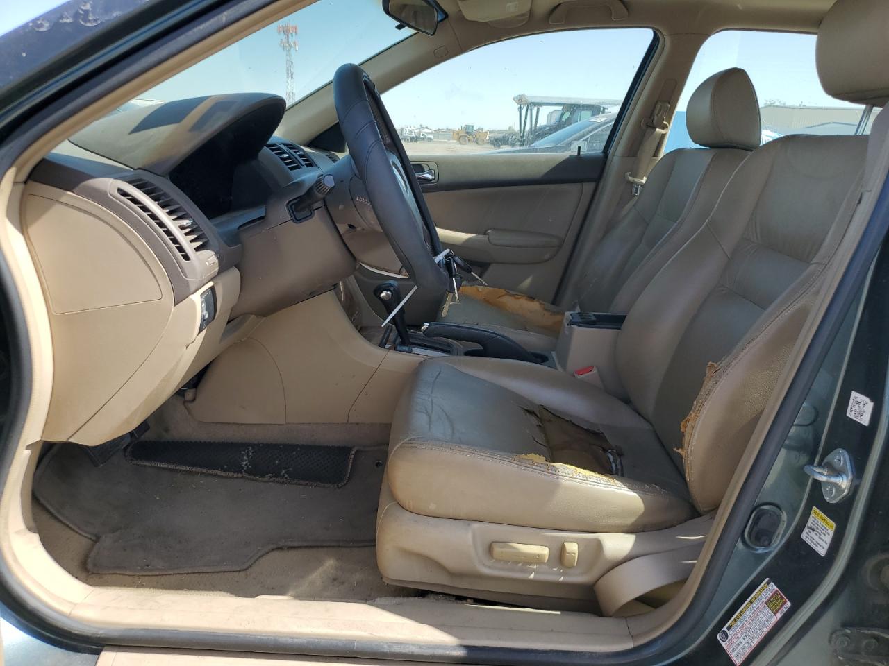 JHMCM56854C012000 2004 Honda Accord Ex