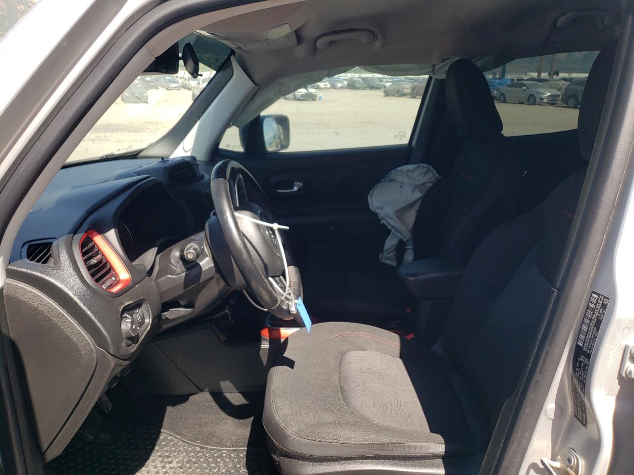 ZACNJBC18KPK06003 2019 Jeep Renegade Trailhawk