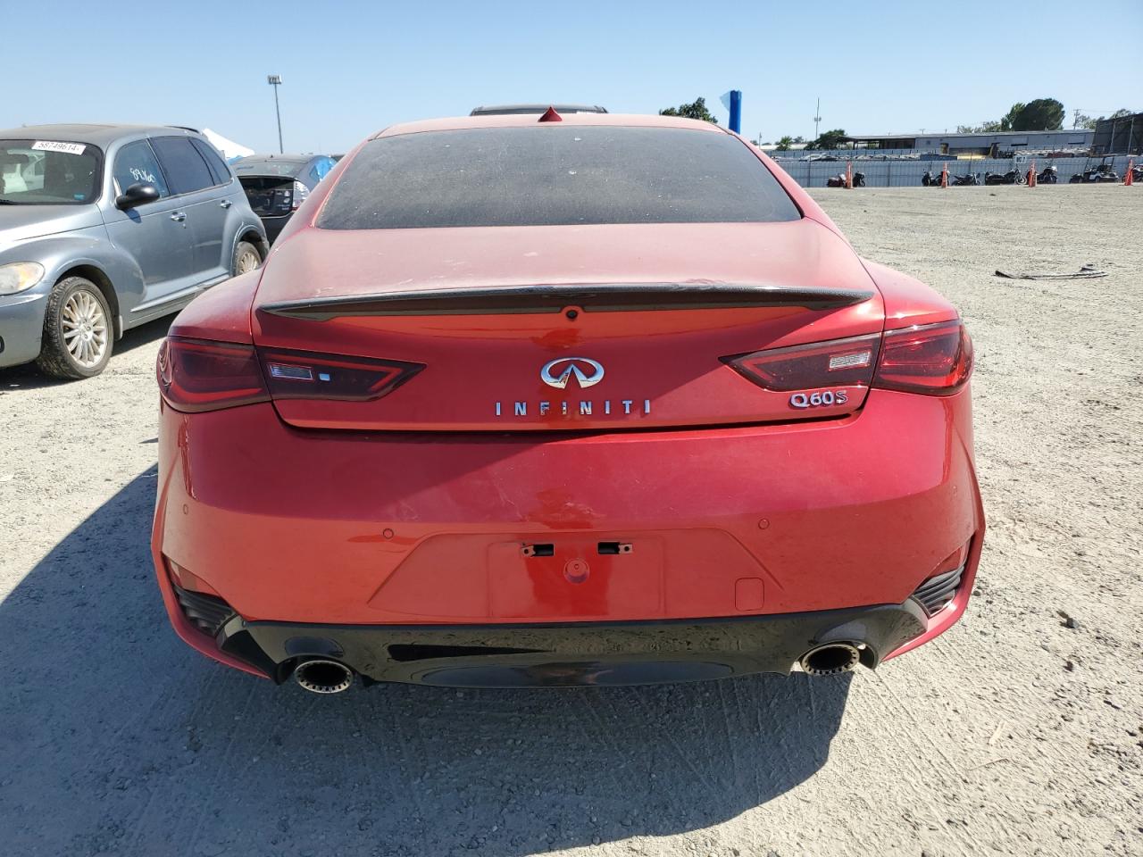 JN1FV7EK5HM610790 2017 Infiniti Q60 Red Sport 400