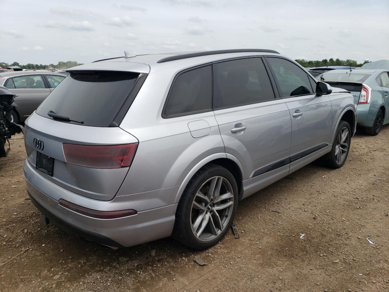 WA1VABF70HD022470 2017 Audi Q7 Prestige