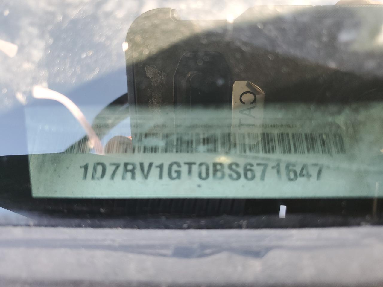 1D7RV1GT0BS671647 2011 Dodge Ram 1500