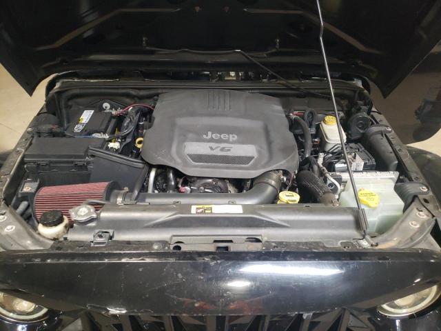 2014 Jeep Wrangler Unlimited Sport VIN: 1C4BJWDG4EL102827 Lot: 60093864