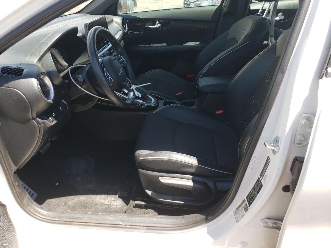 3KPF54AD5NE484220 2022 Kia Forte Gt Line