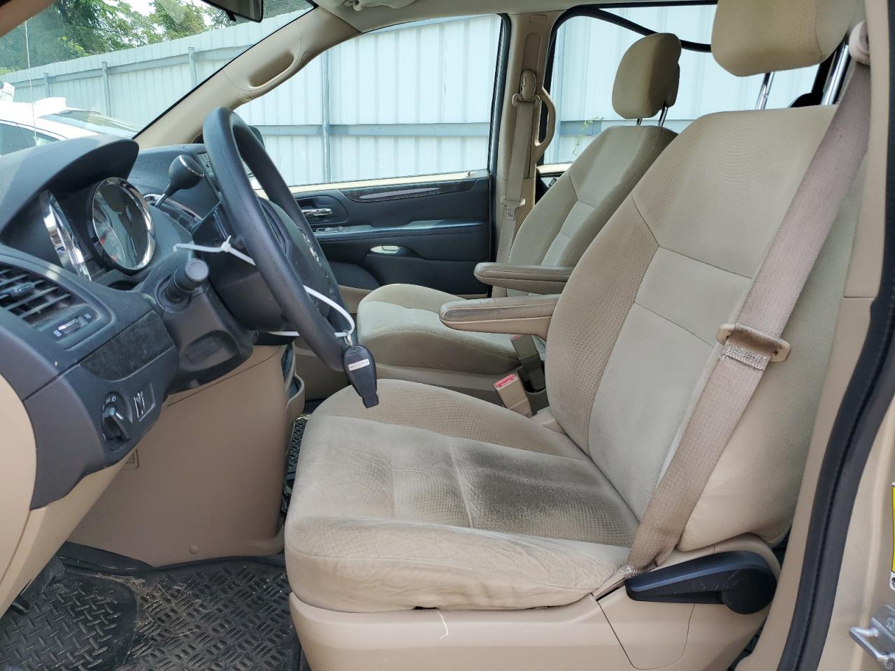 2C4RDGBG3FR688265 2015 Dodge Grand Caravan Se