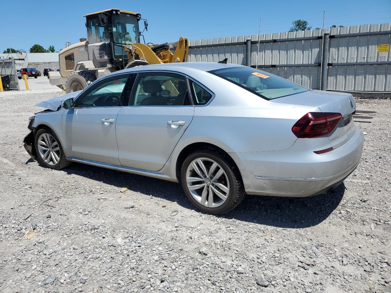 2018 Volkswagen Passat Se vin: 1VWBA7A36JC016109