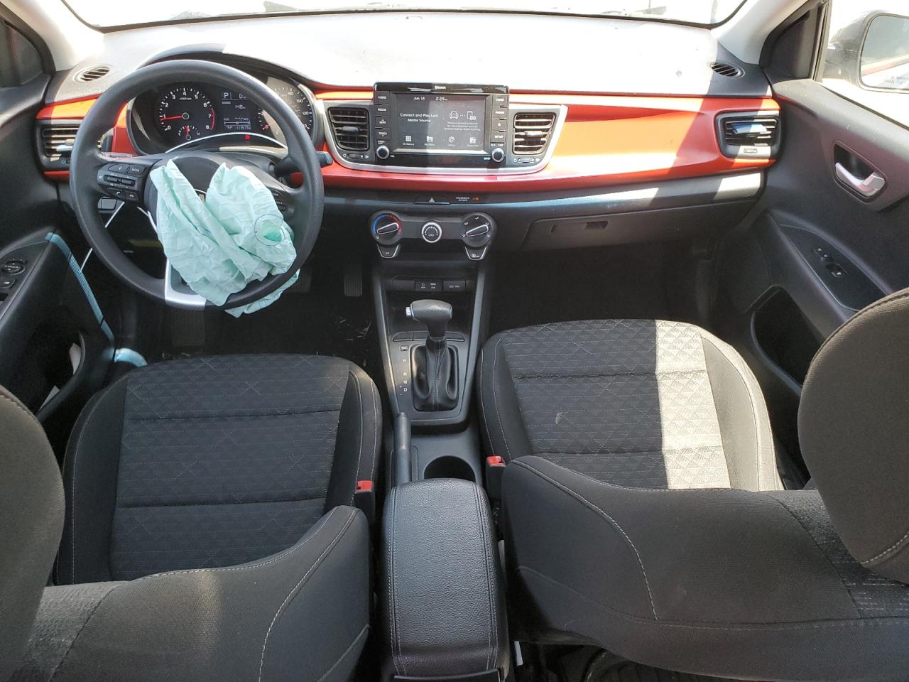 3KPA24AD9LE319352 2020 Kia Rio Lx