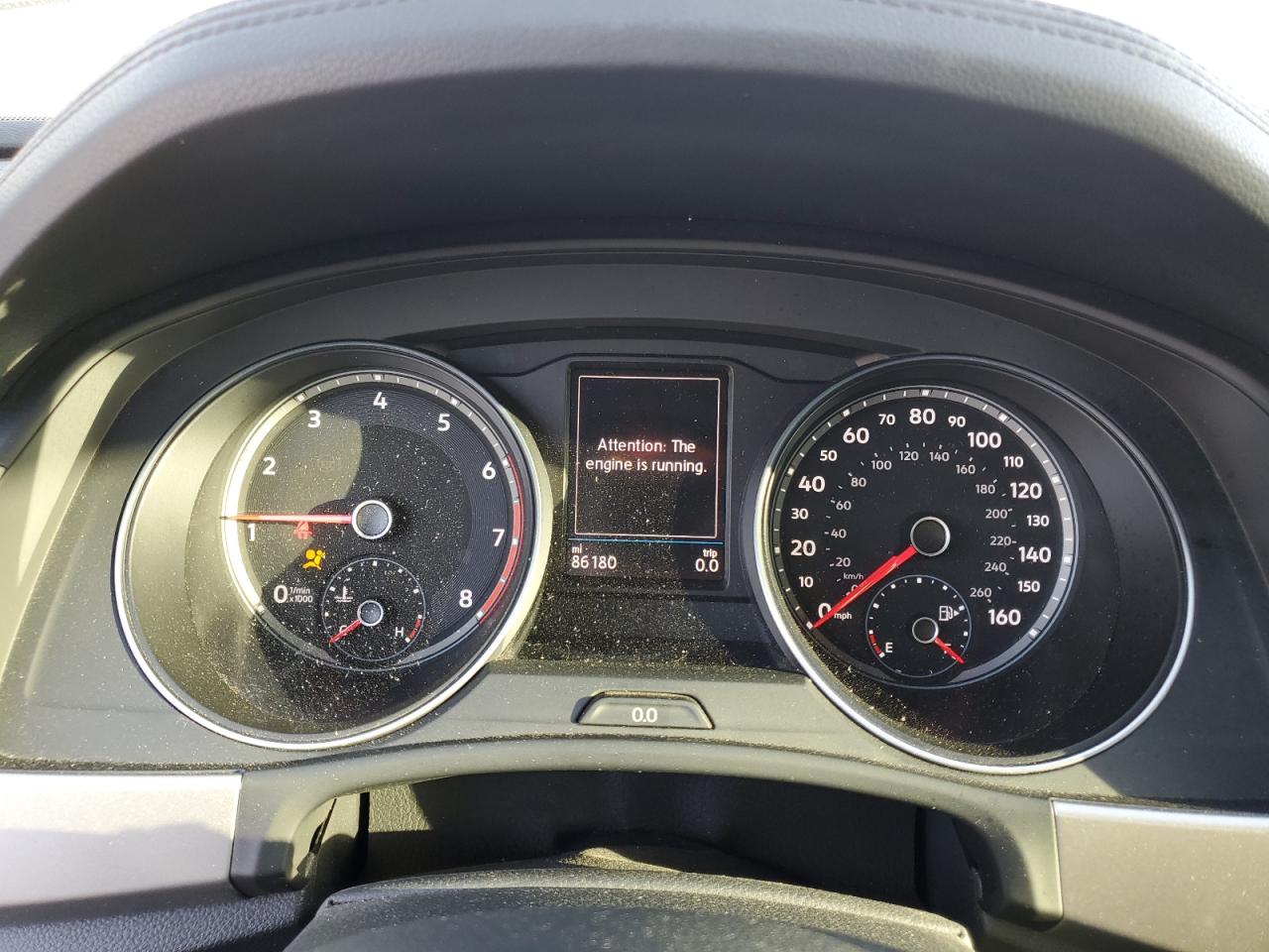 1V2DR2CA8JC581060 2018 Volkswagen Atlas Se